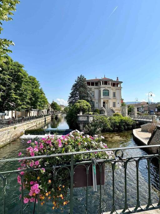 Lou Paseo : Appartement Brocante Centre Historique LʼIsle-sur-la-Sorgue Екстериор снимка